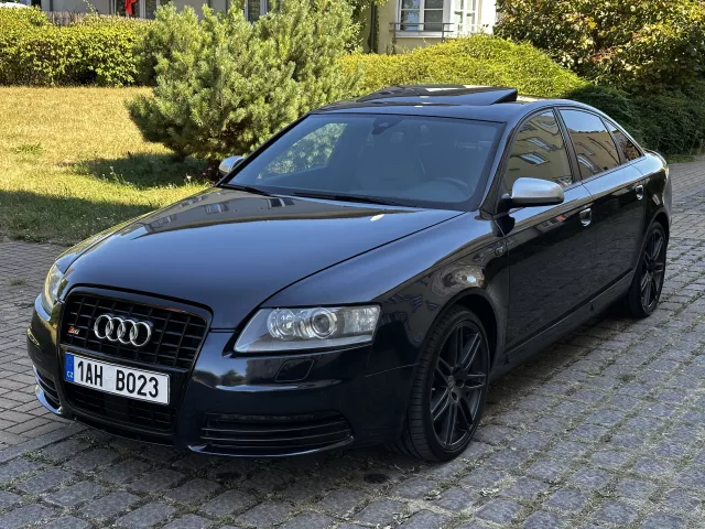 Audi S6 5.2 FSI V10 320 kW Quattro Exclusive Šíbr Xenony Navi Adapt. tempomat