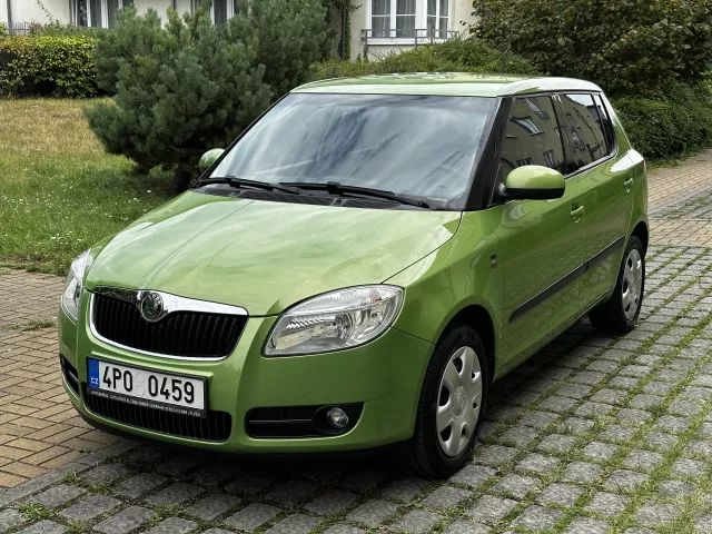 Škoda Fabia 1.2 HTP 44kW Ambiente 1. majitel v ČR Serviska Klima