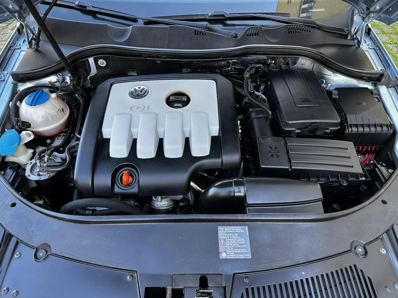Volkswagen Passat 2.0 TDI 103kW Navi 6st. Manuál ALU kola Tažné - foto 14