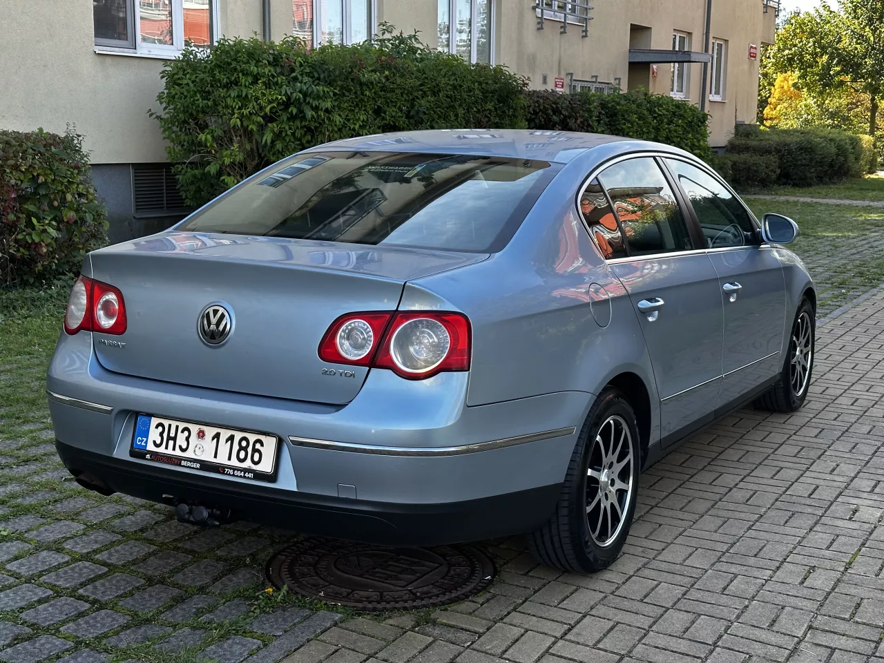 Volkswagen Passat 2.0 TDI 103kW Navi 6st. Manuál ALU kola Tažné - foto 5