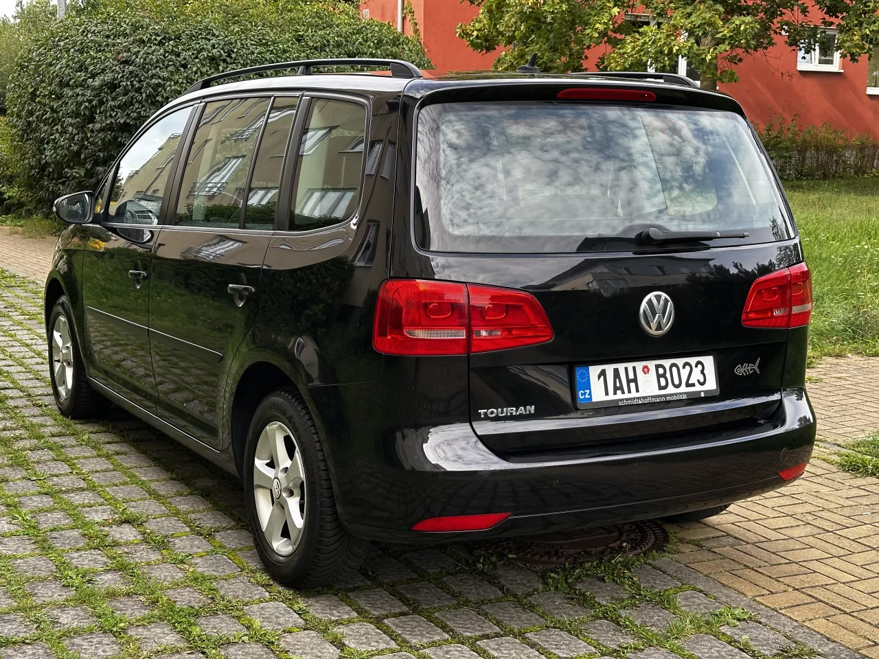 Volkswagen Touran 1.2 TSI Trendline Facelift 6st. Manuál - foto 7