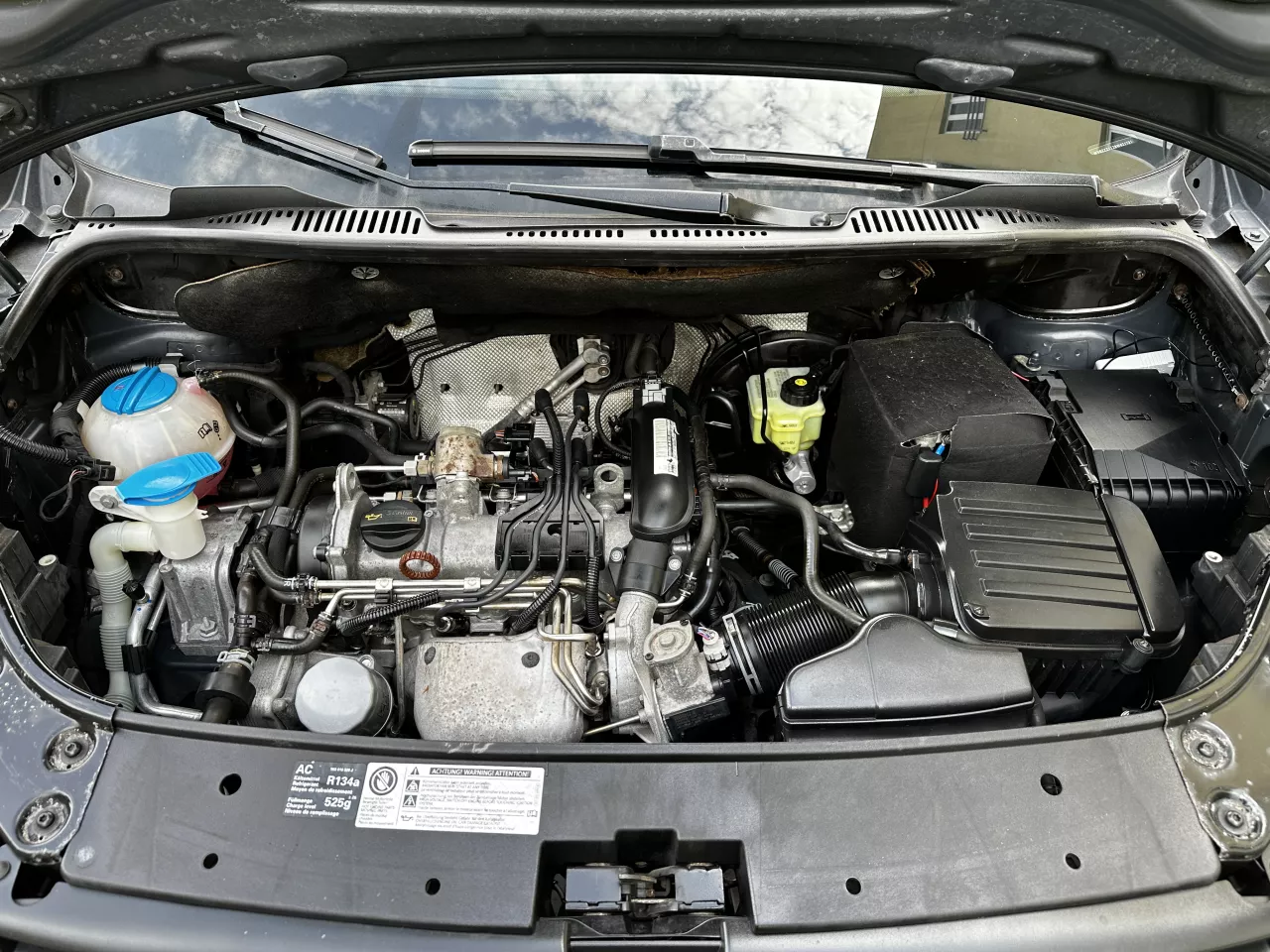 Volkswagen Touran 1.2 TSI Trendline Facelift 6st. Manuál - foto 14