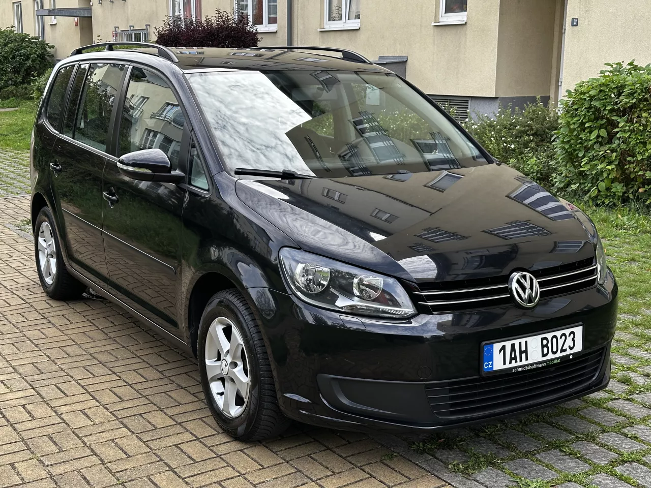 Volkswagen Touran 1.2 TSI Trendline Facelift 6st. Manuál - foto 3
