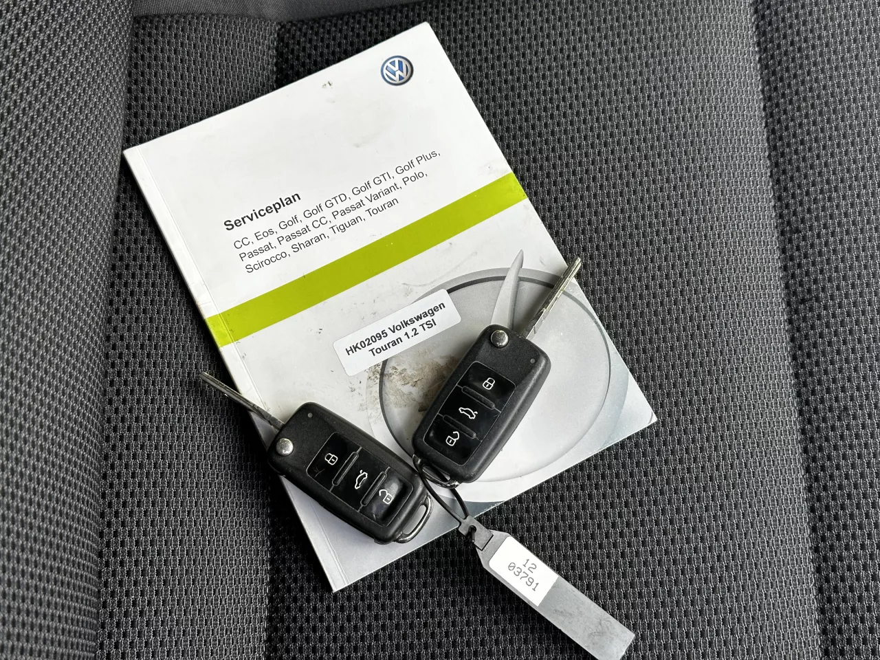 Volkswagen Touran 1.2 TSI Trendline Facelift 6st. Manuál - foto 20