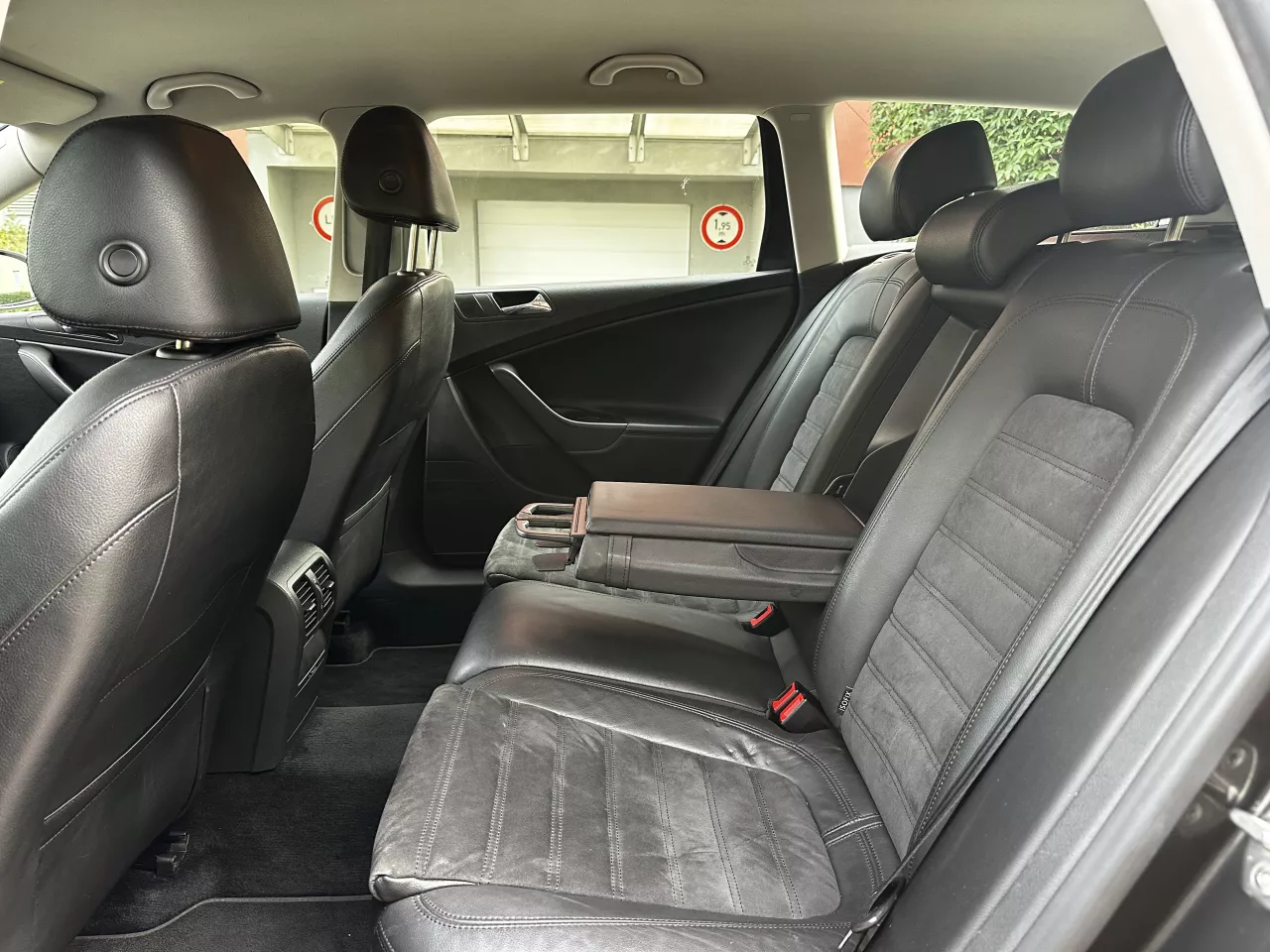 Volkswagen Passat 2.0 FSI 4x4 110kW Highline Kůže CarPlay Xenony - foto 15