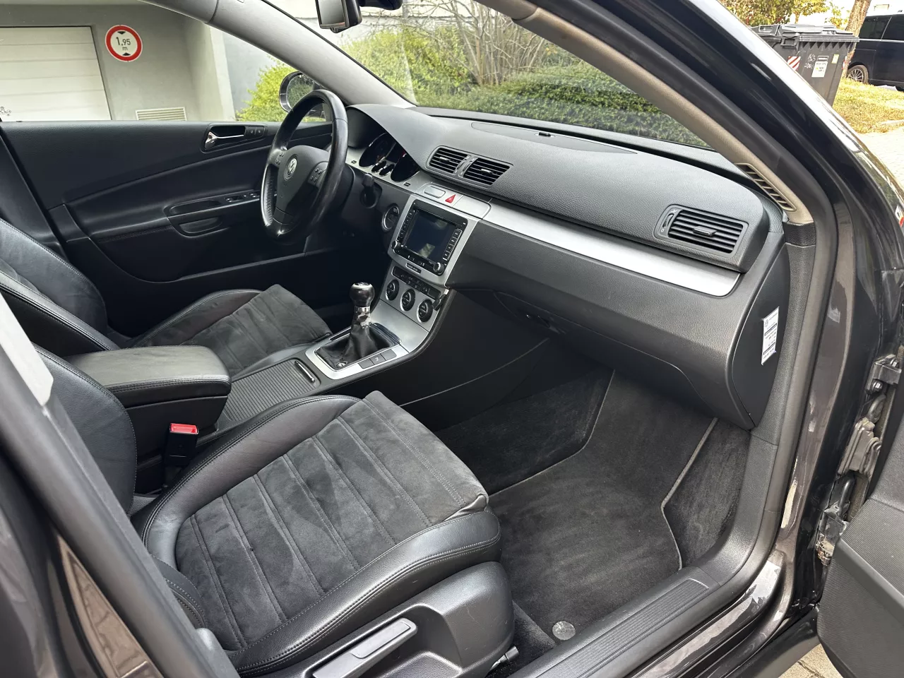 Volkswagen Passat 2.0 FSI 4x4 110kW Highline Kůže CarPlay Xenony - foto 12