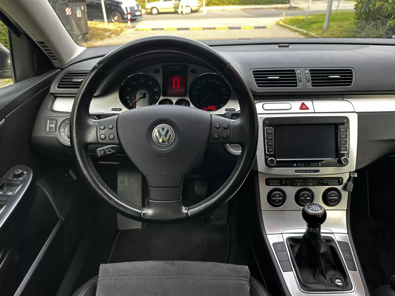 Volkswagen Passat 2.0 FSI 4x4 110kW Highline Kůže CarPlay Xenony - foto 14