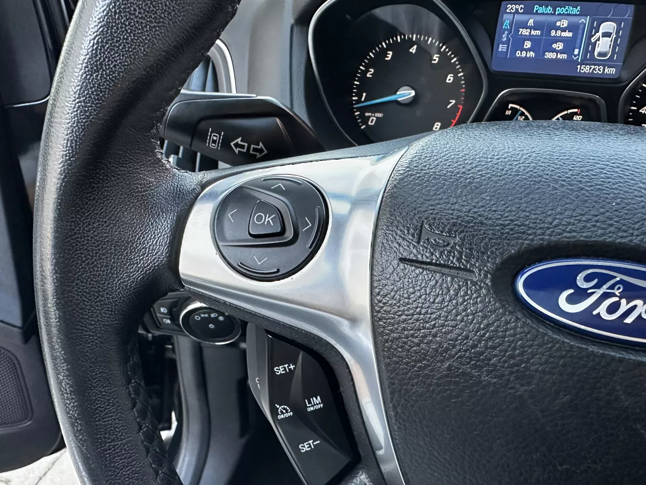 Ford Focus 1.6 16V 110kW Titanium Navi Xenony Tažné - foto 19