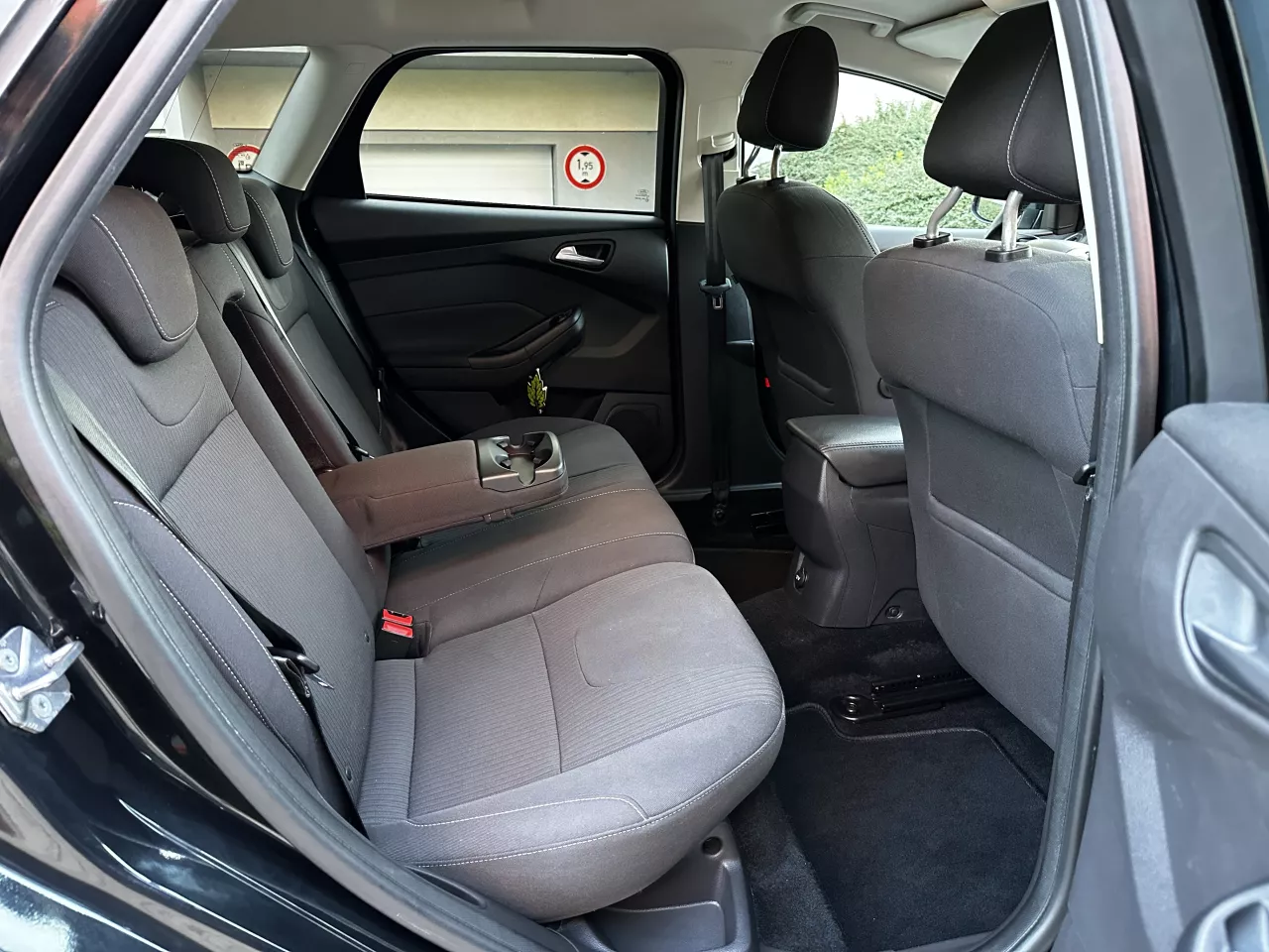 Ford Focus 1.6 16V 110kW Titanium Navi Xenony Tažné - foto 25